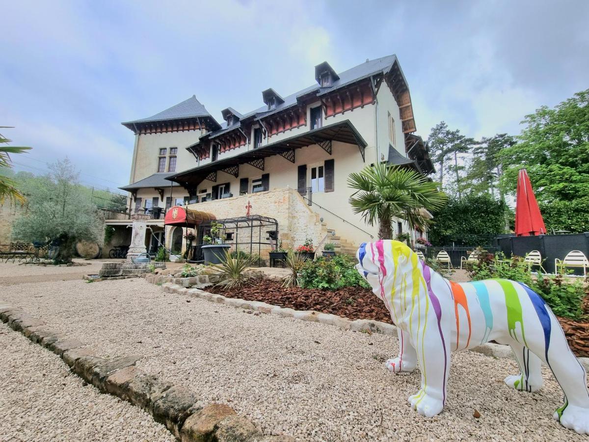 Le Manoir- Cluny Bed & Breakfast Exterior photo