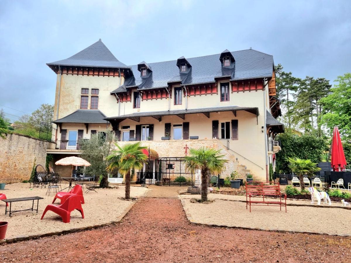 Le Manoir- Cluny Bed & Breakfast Exterior photo